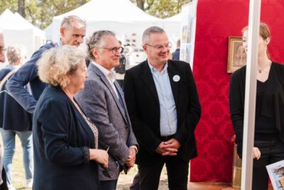 Agrandir l'image 8 sur 26, fenêtre modale