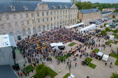 Agrandir l'image 22068 sur 15, fenêtre modale